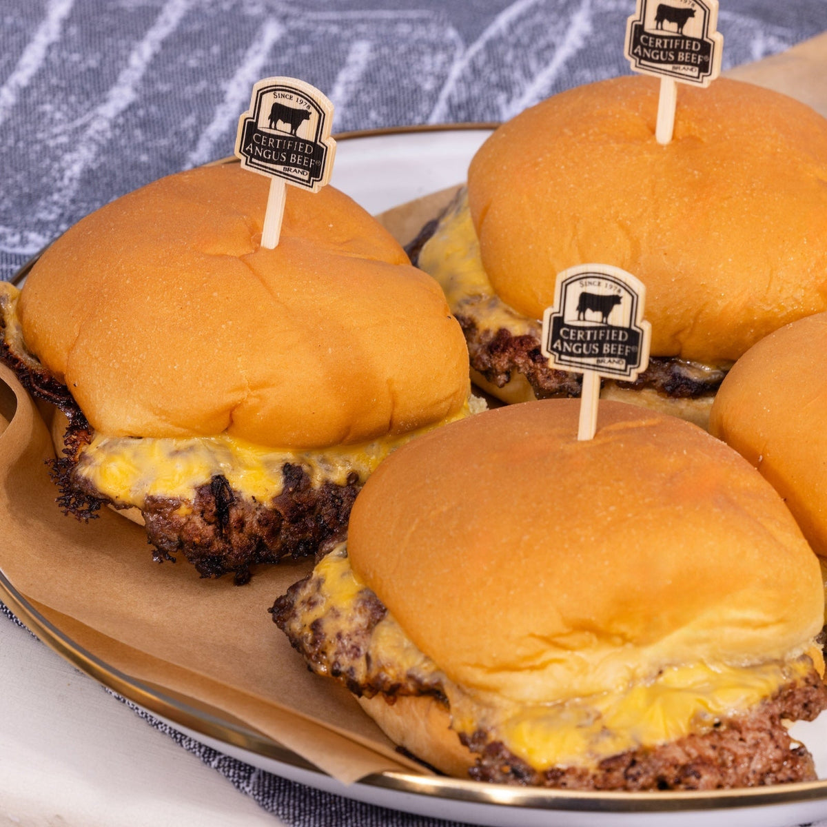 Essential Burger Kit x 8 - Certified Angus Beef®